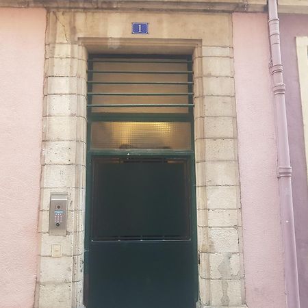 bnbgônes - LE SAINT VINCENT- HYPERCENTRE WIFI NETFLIX Lyon Exterior foto